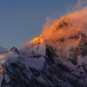 Everest 3 High Passes Trek (5545m/18,192ft)