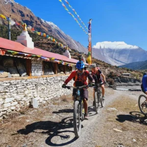 Annapurna Circuit Full Mountain Biking (5,416m/17,770ft).