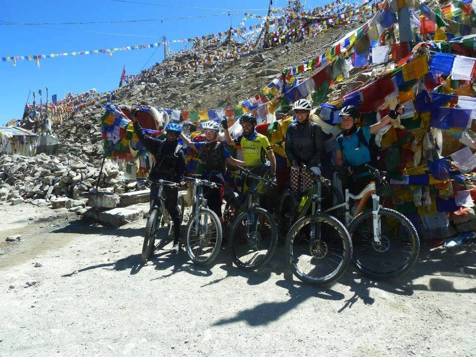 With-Himalayan-Leaders-Mountain-Biking-Group