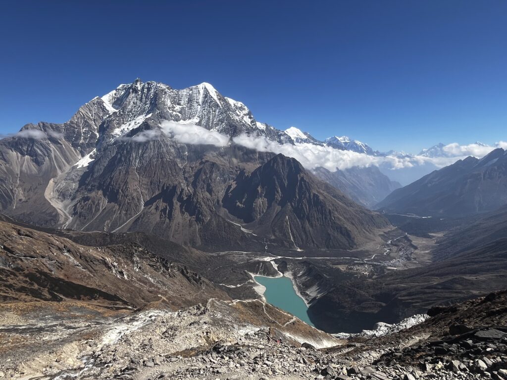on-the-way-to-basecamp-1024x768