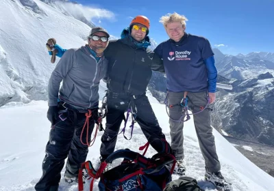 lobuche-climbing-peak
